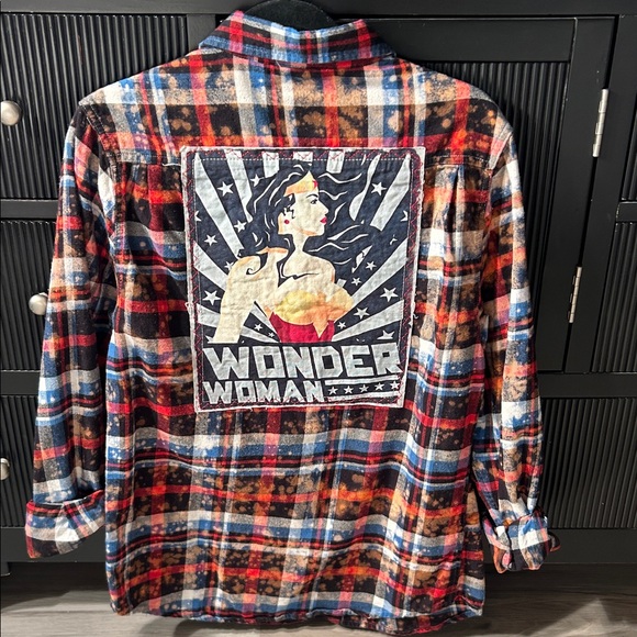 Angry Minnow Wonder Woman Plaid Flannel Shirt - Picture 5 of 6